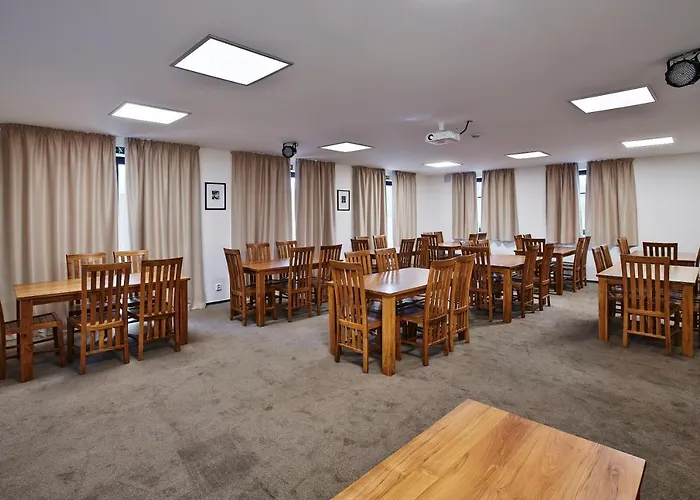 Al Capone Mnisek 게스트하우스 3*