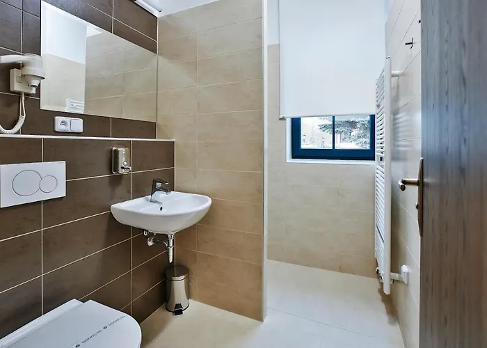 Al Capone Mnisek ゲストハウス Mníšek pod Brdy